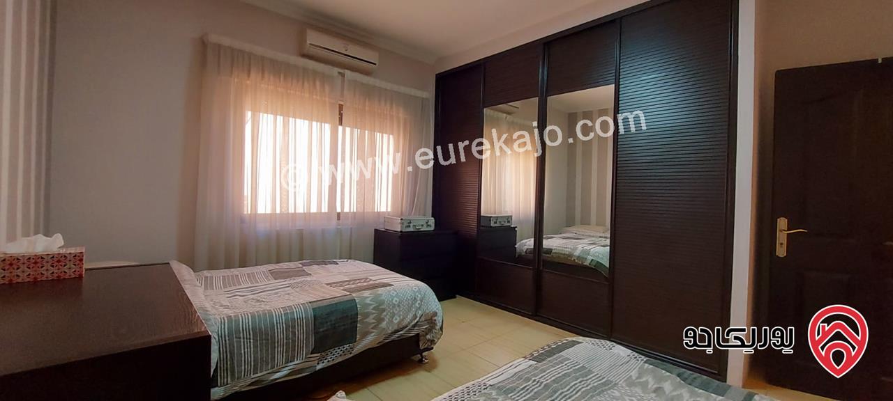 شقة مميزة طابق ثاني مساحة 192م للبيع في عمان - تلاع العلي