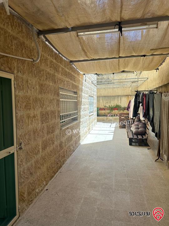 شقة مساحة 200 م طابق شبه أرضي للبيع في ضاحية الامير حسن