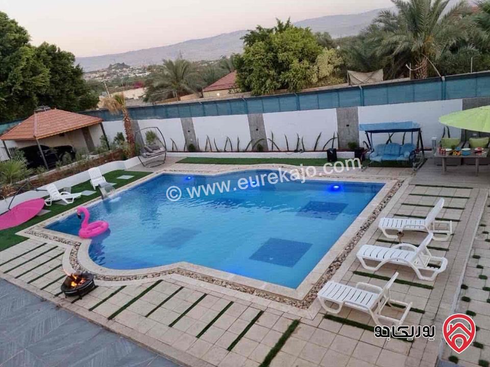 مزرعة مساحة الأرض 1560م والبناء 300م للبيع في البحر الميت - جوفة الكفرين