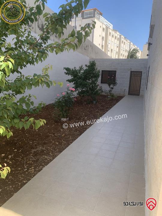 شقة مميزة للبيع في عمان - دير غبار - حي السهل 210م مع حديقة وترسات 300م لم تسكن بسعر مغري