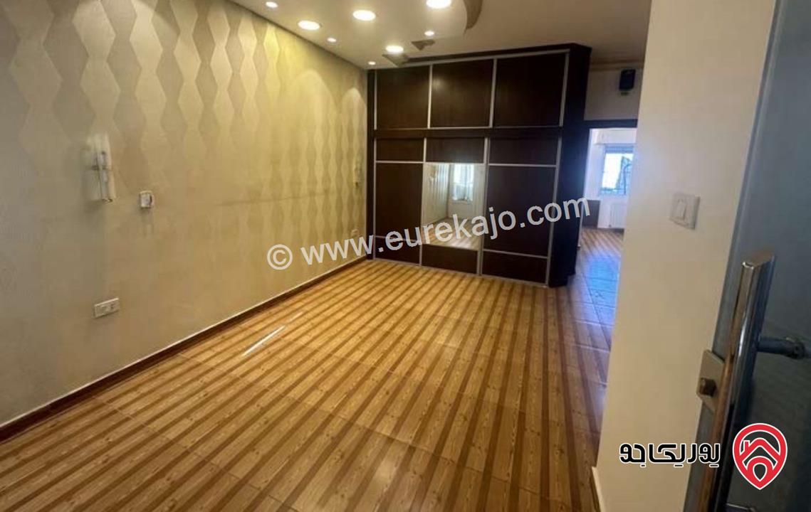 شقة طابق ثالث دوبلكس مساحة 100م للايجار في عمان - المدينة للرياضية 