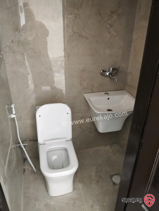 شقة طابق ثاني مساحة 90م للايجار في عمان - الذراع الغربي