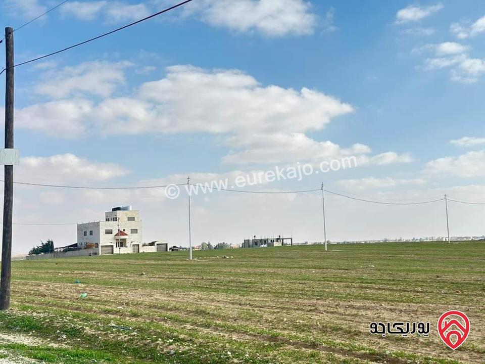 قطعة ارض سكن خاص مساحة 580م للبيع في عمان - منطقة الجيزة بالقرب من متصرفية الجيزة