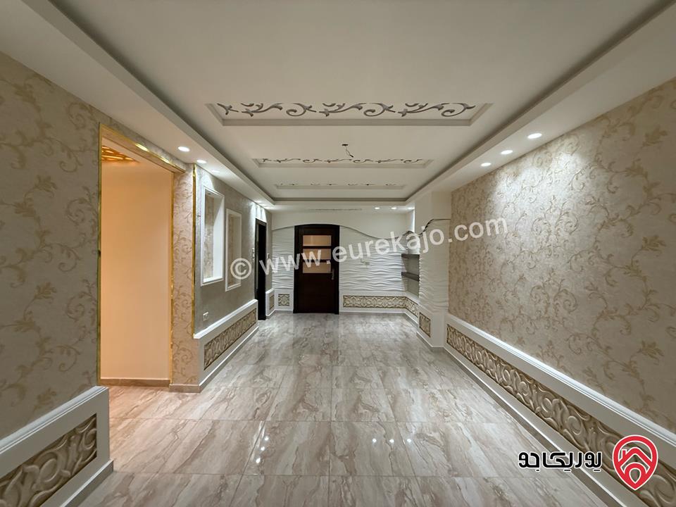 شقة طابق ثالث مساحة 200م للبيع في عمان - ربوة عبدون