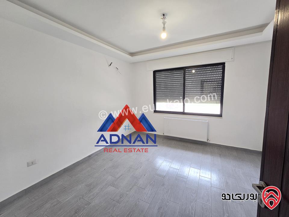 شقة فارغة جديدة لم تسكن طابق أول مساحة 200م للايجار السنوي في عمان - الشميساني