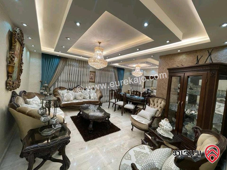شقة فاخرة تستحق المشاهدة طابق أول مساحة 190م للبيع مفروشة في عمان - ضاحية النخيل