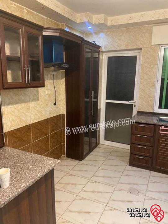 شقة سكنية مساحة 120م طابق أول مميزة للبيع في اربد بسعر مغري 