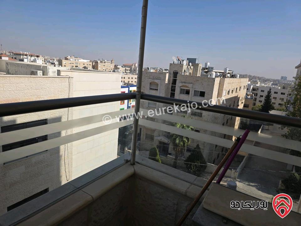 شقة فاخرة مفروشة مساحة 180م طابق ثالث للبيع في عمان - خلدا