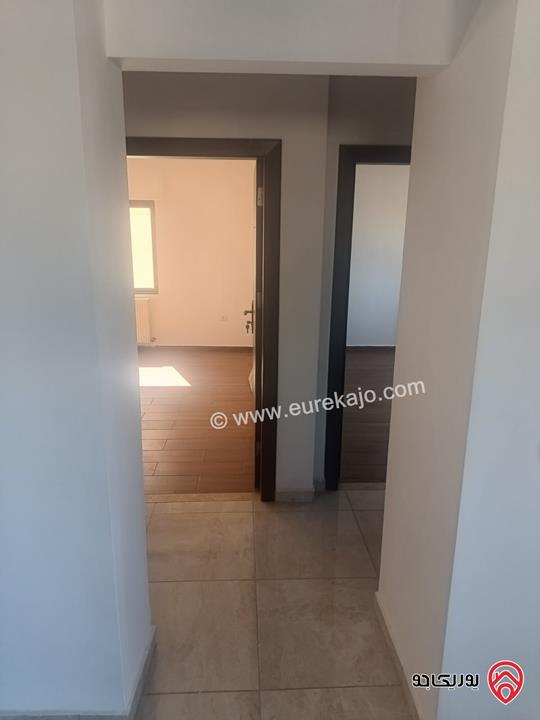 شقة مميزة طابق ثاني مساحة 174م للبيع في عمان - خلدا