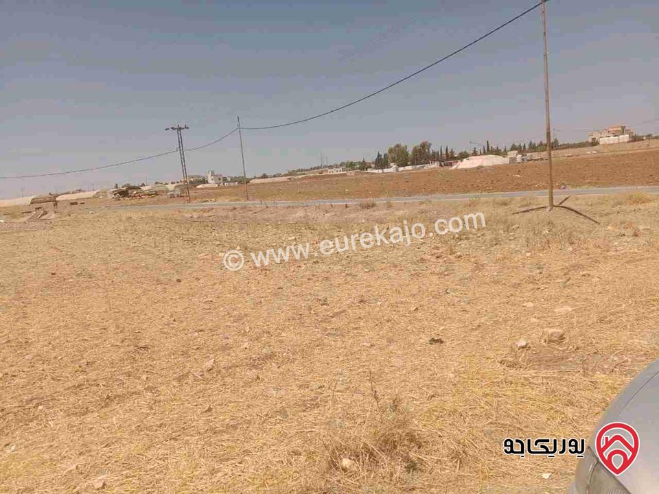 قطعة ارض مساحة 33 دونم للبيع في مادبا - جرينه بالقرب من الجامعة الالمانية بسعر مغري جدآ 