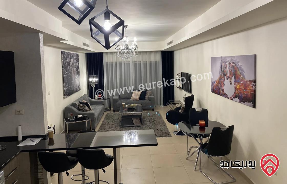 شقة مفروشة فاخرة طابق ثالث مساحة 110م للايجار في عمان - عبدون