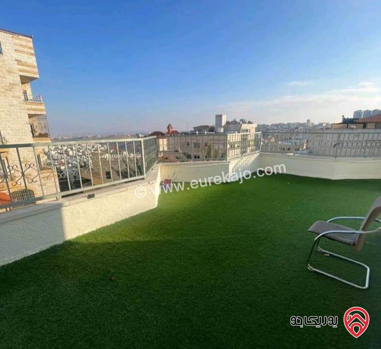 فيلا 3 طوابق مساحة 800م على أرض 800م للبيع في عمان - ضاحية الرشيد