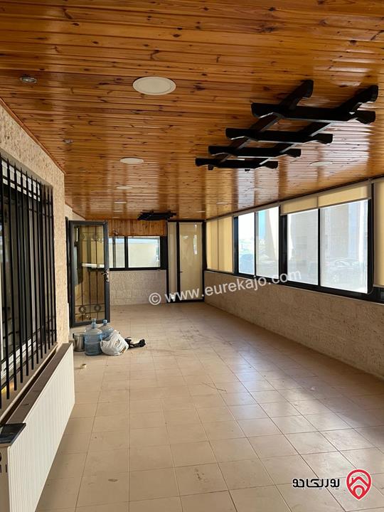 شقه دوبلكس طابق أرضي وتسويه مساحة 300 م2 مع حديقة للايجار في ضاحية الياسمين، 