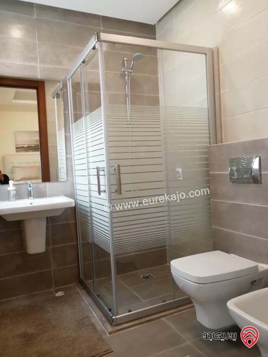 شقة مفروشة مساحة 102م داخلي و 70م خارجي للايجار في عمان - عبدون من المالك مباشرة