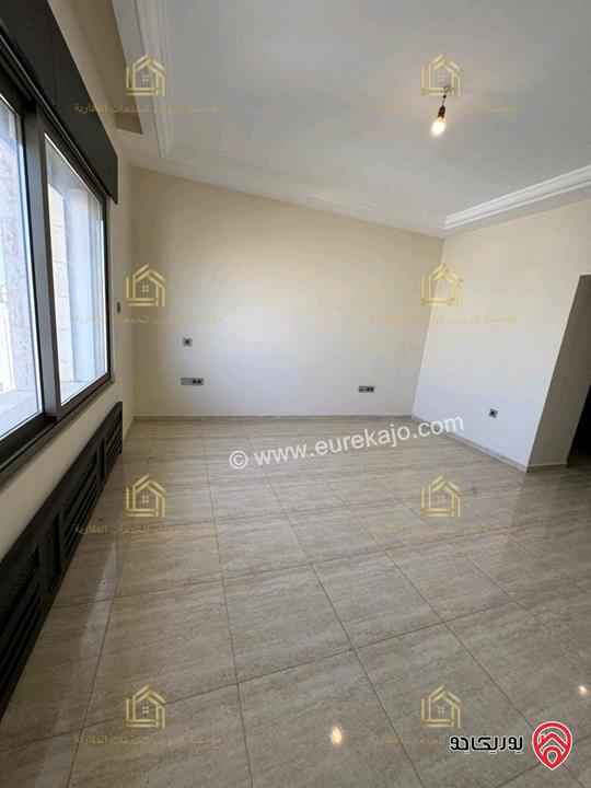 شقة فارغة طابق اول مساحة 243 م  للايجار في عمان - ضاحية النخيل 