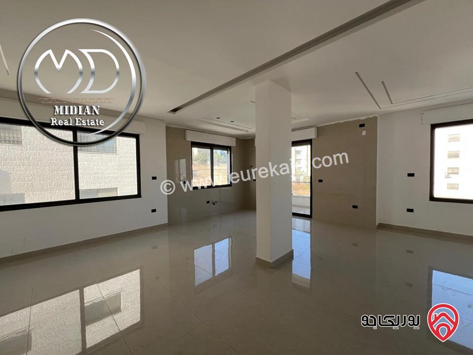 شقة دوبلكس شبه ارضي جديدة للبيع في عمان - الظهير مساحة 250م 4 نوم تشطيبات سوبر ديلوكس بسعر مميز جداً