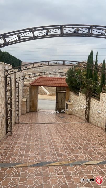 فيلا مساحة 500م على ارض 1 دونم للبيع في الزرقاء – ضاحية المدينة المنورة