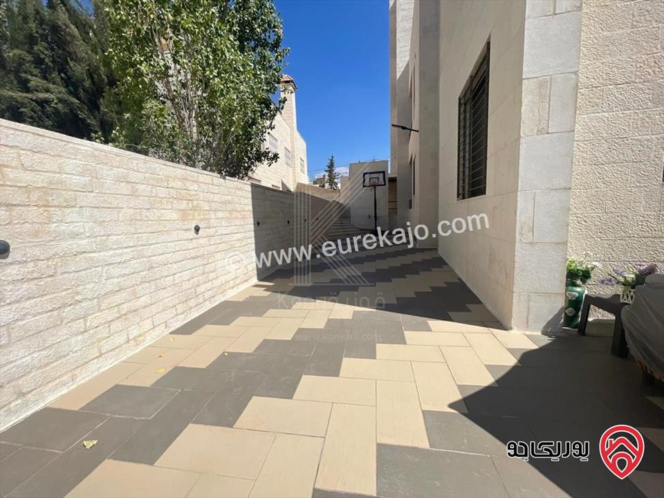 شقة فاخرة مفروشة مساحة 380م داخلي و 200م خارجي للايجار في عمان - عبدون