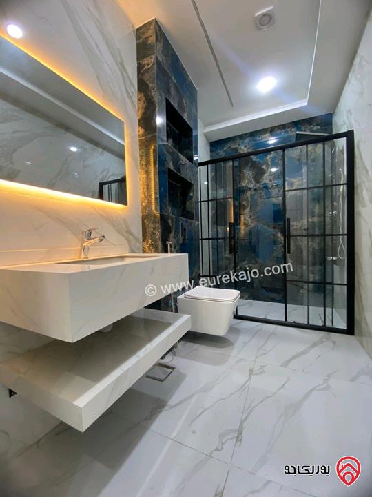 شقة أرضية مساحة 165م داخلي و 20م خارجي للايجار في عمان - طريق المطار