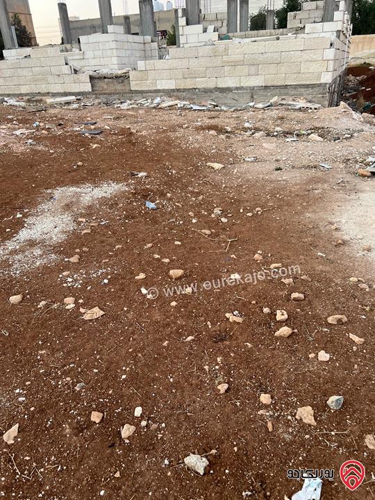 منزل عظم مساحة 224م على أرض 911م للبيع في الخشافية أحد - شرق عمان 