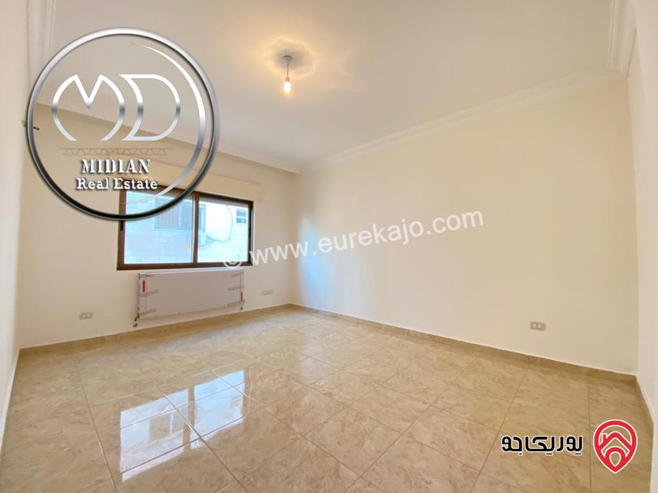 شقة فارغة للايجار في عمان - الرابية مساحة 200م طابق ثاني تشطيبات و ديكورات سوبر ديلوكس اطلالة جميلة