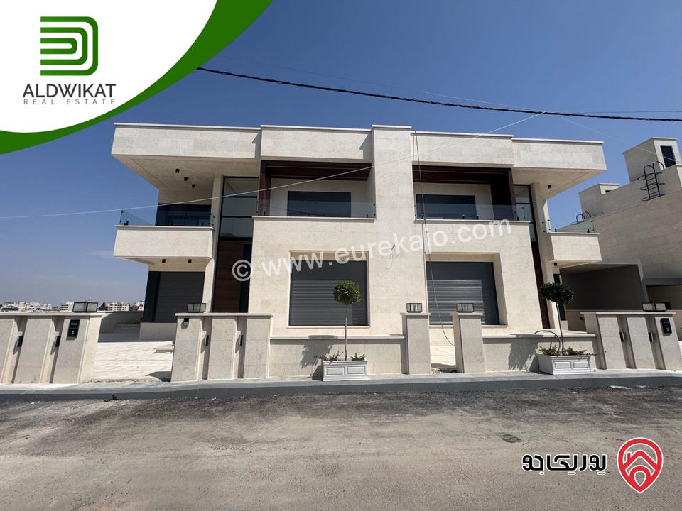 مشروع فلل في عمان - رجم عميش للبيع المساحات تبدأ من 450م الى 600م موقع مميز
