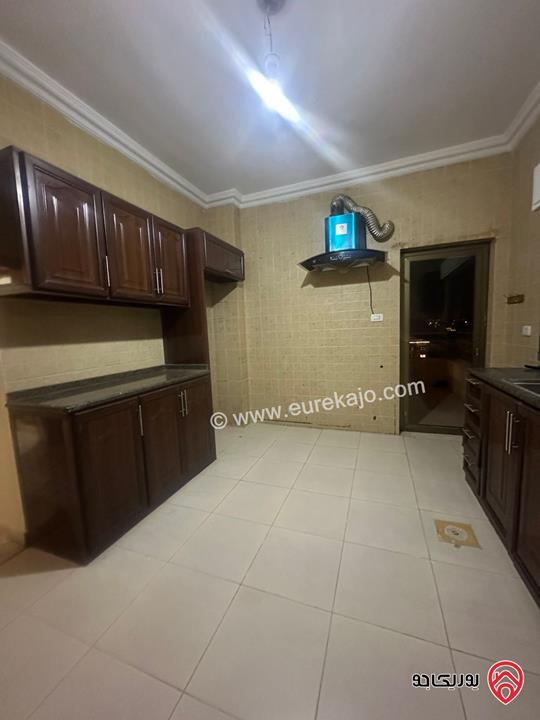 شقة طابق ثالث مساحة 160م للايجار في عمان - ضاحية الرشيد