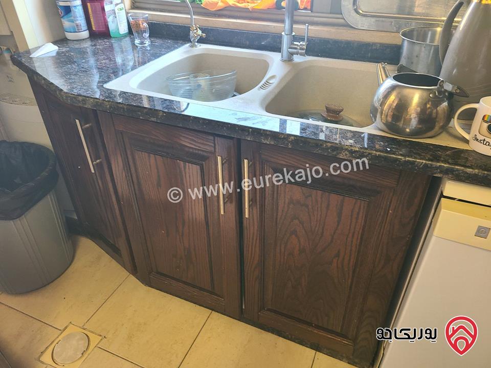 شقة مساحة 200م طابق ثالث مع روف للبيع في عمان - تلاع العلي عرقوب خلدا 