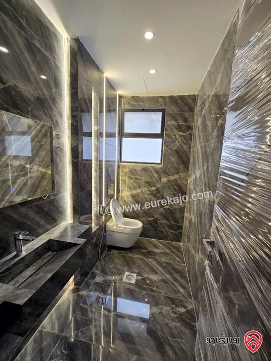 شقة جديدة مساحة 190 متر طابق اول للبيع في عمان - دير غبار قرب شارع الـ60