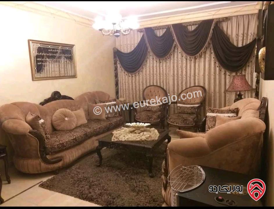 شقة مساحة 100م طابق أول للبيع في عمان - طبربور