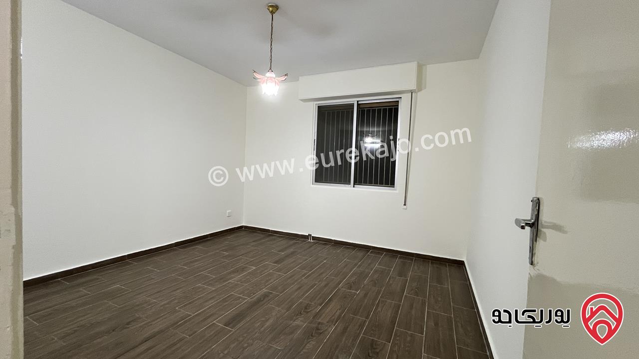 شقة مساحة 130م طابق أول للبيع في عمان - إسكان أبو نصير حارة 8