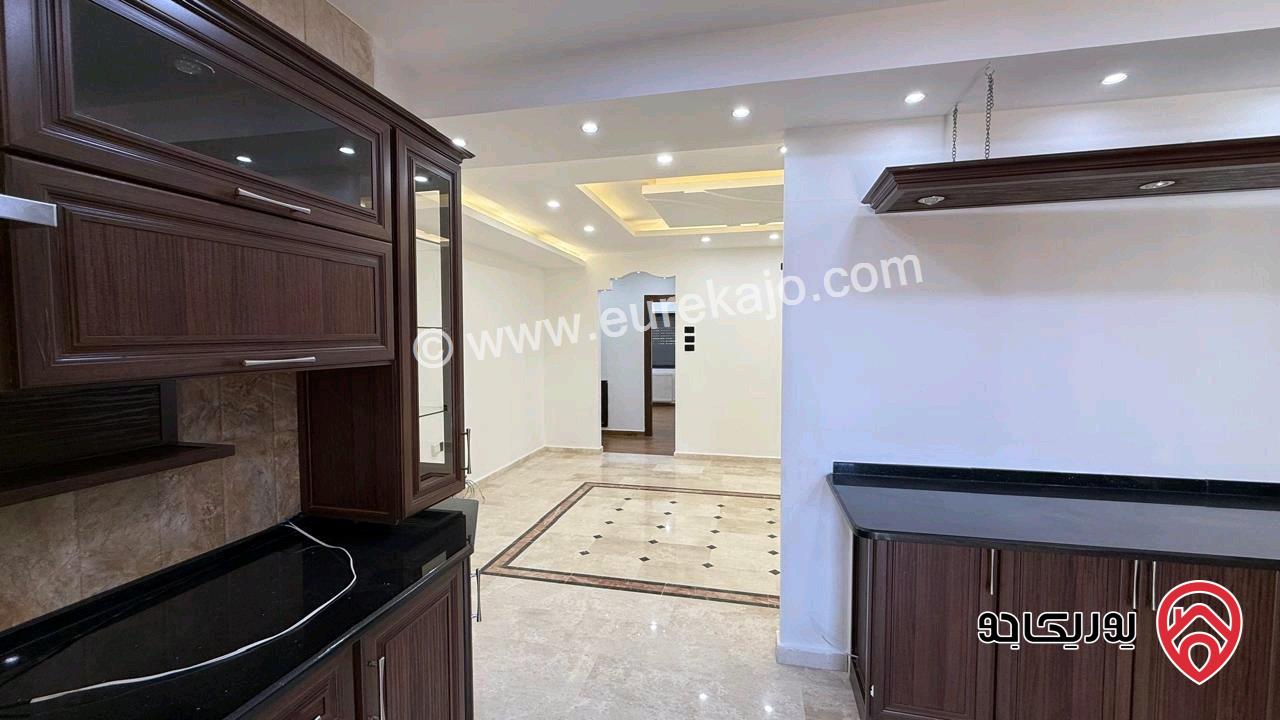 شقة طابق اول مساحة 183م للبيع في عمان - صويلح