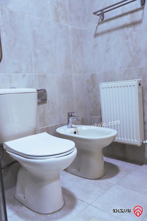 شقة ارضية مساحة 173م داخلي و 40م خارجي للبيع في عمان - مرج الحمام 