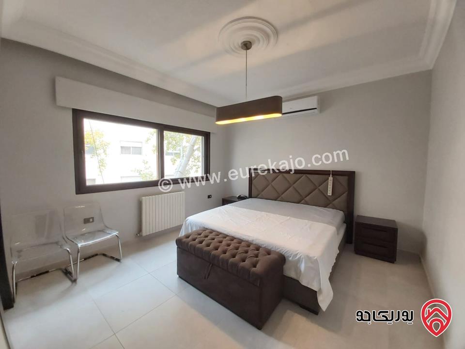 شقة طابق ثاني مساحة 200م للبيع  في عمان - ام اذينة