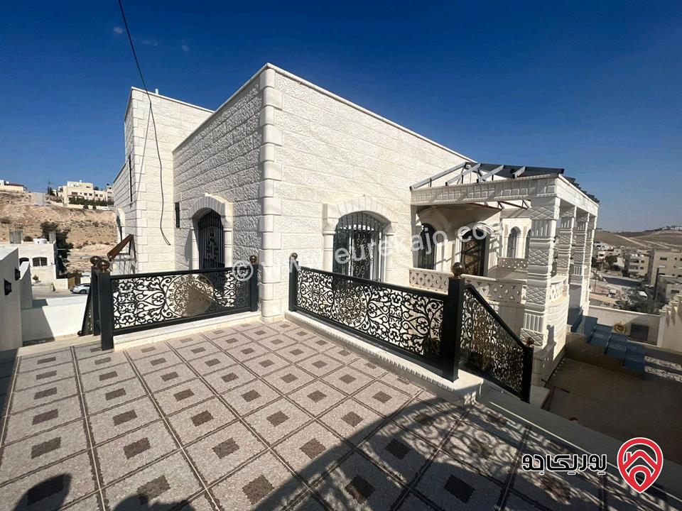 منزل مساحة 498م على أرض 500م للبيع في الزرقاء - ضاحية الأميرة هيا
