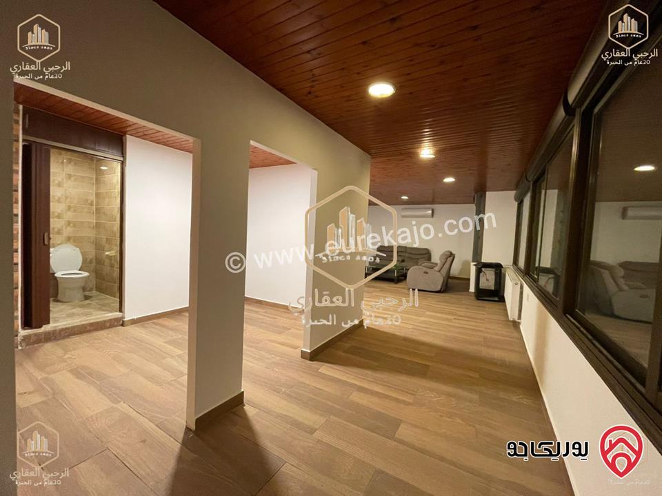 شقة دوبلكس فاخرة طابق ثالث مساحة 220م للايجار في عمان - الرابية