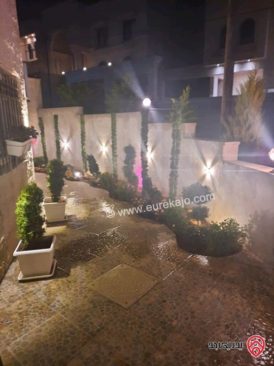 شقة أرضية مساحة 150م داخلي و 70م خارجي للبيع في عمان - ابو نصير