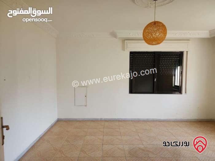 شقة طابقية مساحة 290م للايجار في عمان - دير غبار 