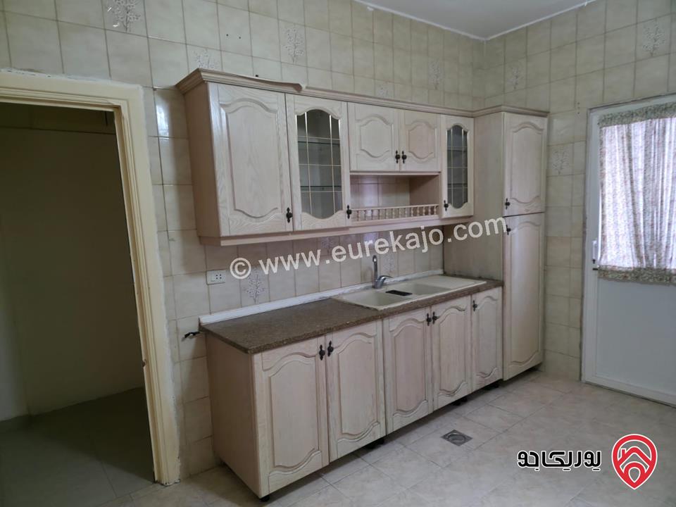 شقة مساحة 173م طابق أول للايجار في عمان - ام السماق 