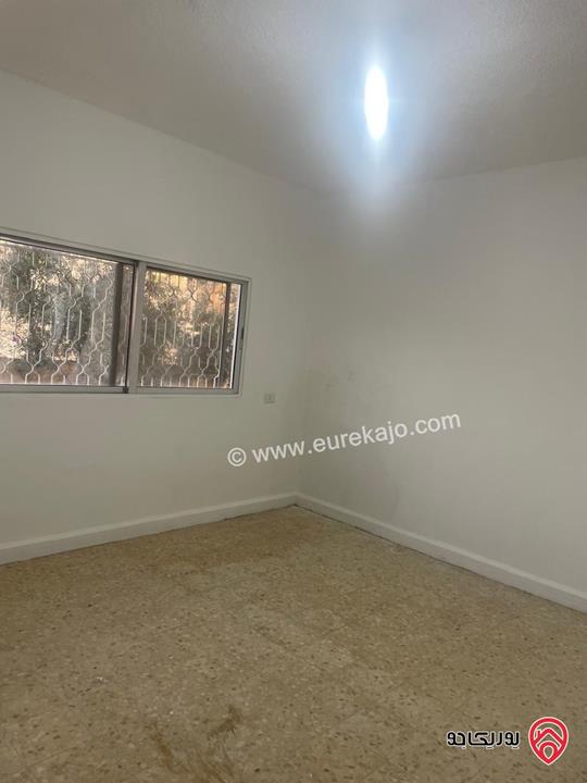 بيت مستقل طابقين على أرض 633م للبيع في الزرقاء - ضاحية الأميرة هيا قرب مسجد خزيمة بن ثابت