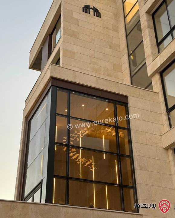 شقة فاخرة أرضية مساحة 205م للبيع في عمان - الظهير