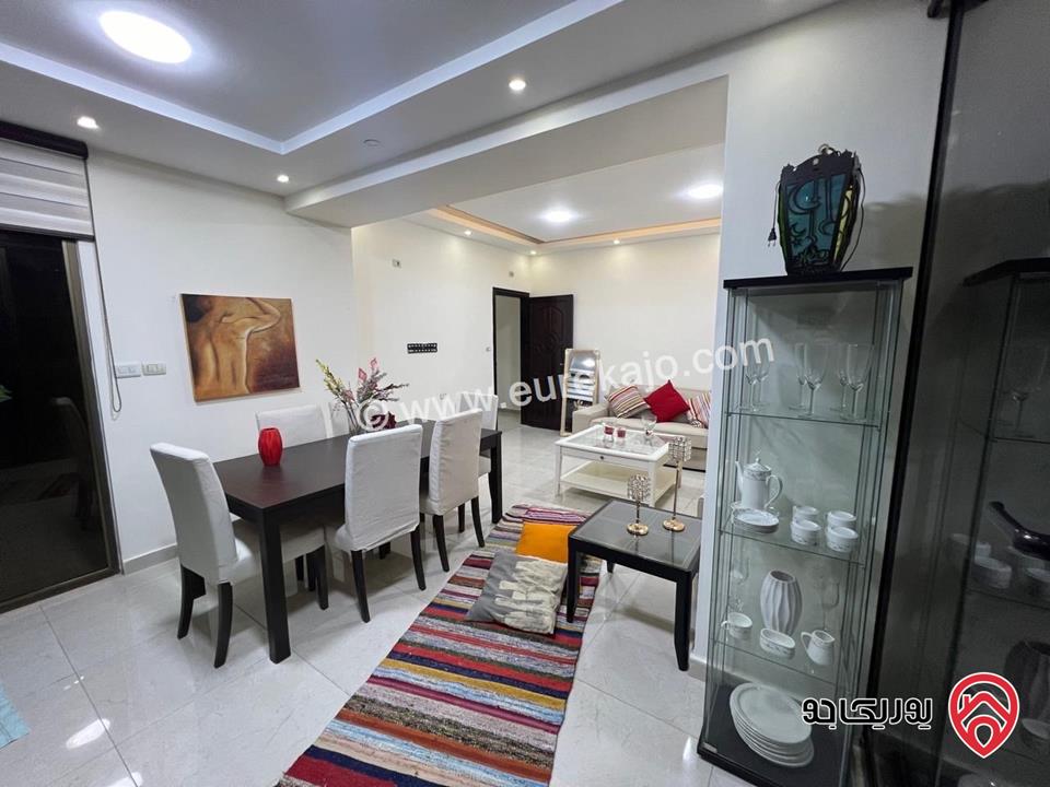 شقة شبه ارضية مساحة 140م مع حديقة خارجية 140م ومدخل خاص للبيع في عمان - ربوة عبدون قريبة من مكافحة المخدرات