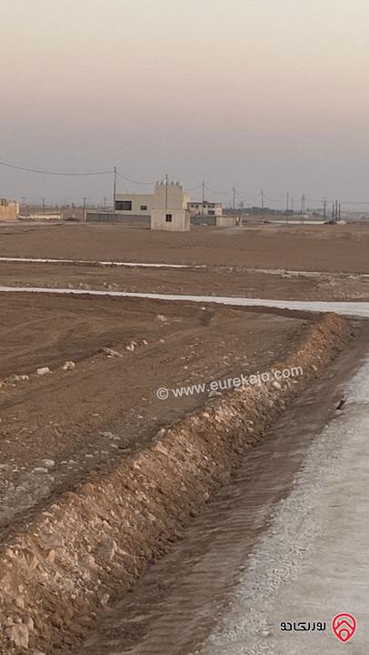 ارض مساحة 3400م للبيع من أراضي جنوب عمان - طريق المطار بجانب المزارع و الشاليهات و الفلل منطقة الصلاحية 