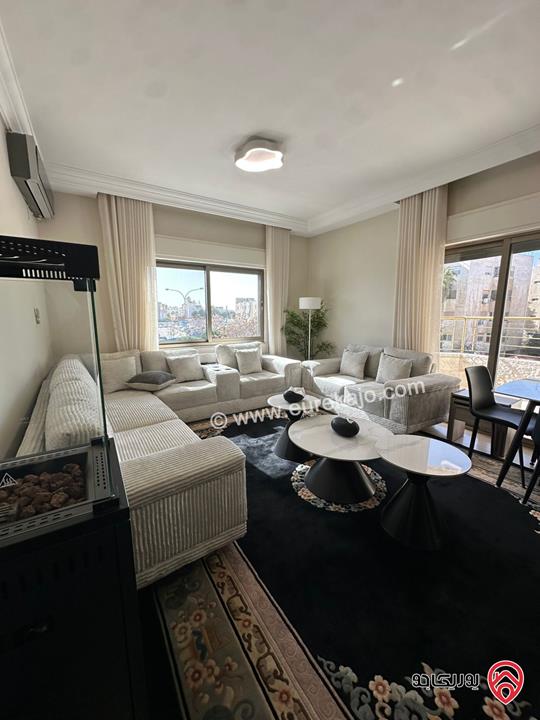 شقة طابق ثاني مساحة 251م للبيع في عمان - عبدون