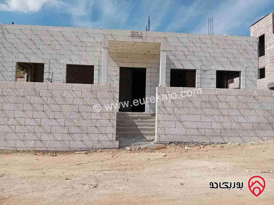 فيلا عظم مساحة 268م على أرض 513م للبيع بسعر التكلفة من المالك مباشرة بداعي السفر في عمان - طبربور 