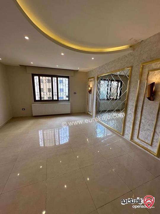 فيلا مساحة 850م على أرض 990م للبيع في اربد /خلف مستشفى الراهبات 