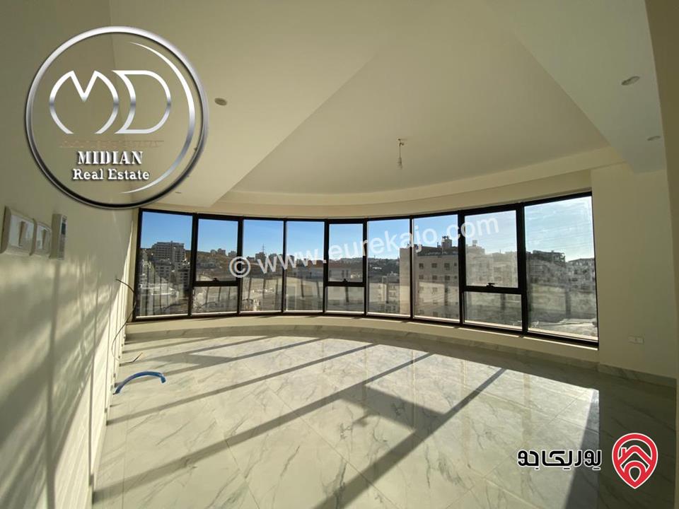 شقة دوبلكس فارغة للايجار طابق أخير مع روف في عمان - دير غبار مساحة 220م مع تراسات تشطيبات و ديكورات عصرية فاخرة