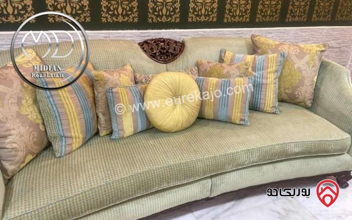 شقة شبه ارضي مفروشة للايجار في عمان - الصويفية مساحة 180م مع ترس 120م تشطيبات و فرش سوبر ديلوكس