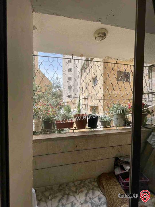 شقة شبه ارضية مساحة 140م للبيع في عمان - طبربور قرب حديقة الوفاء والعهد 