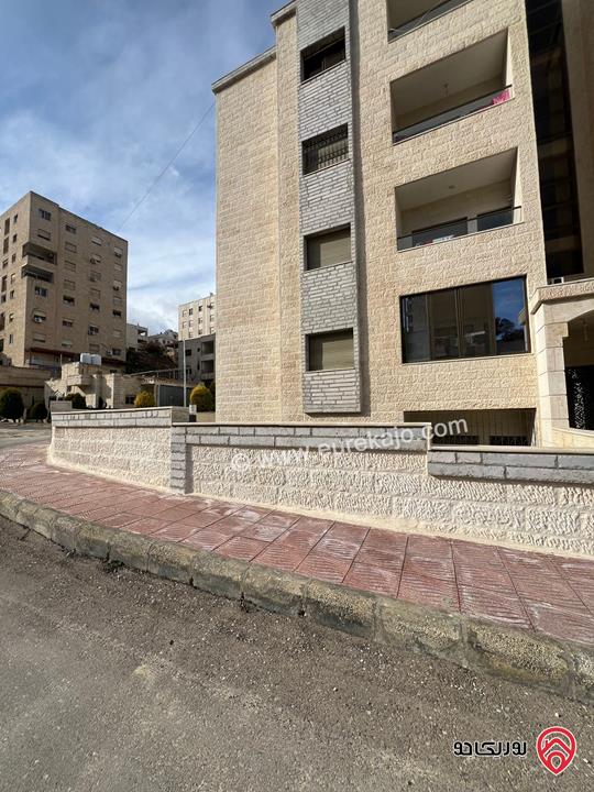 شقة مساحة 120م داخلي و 150م خارجي للبيع في عمان - ضاحية الرشيد